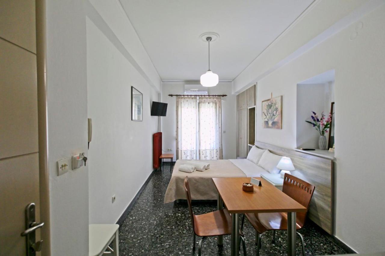 Mytilíni Selana Apartments מראה חיצוני תמונה