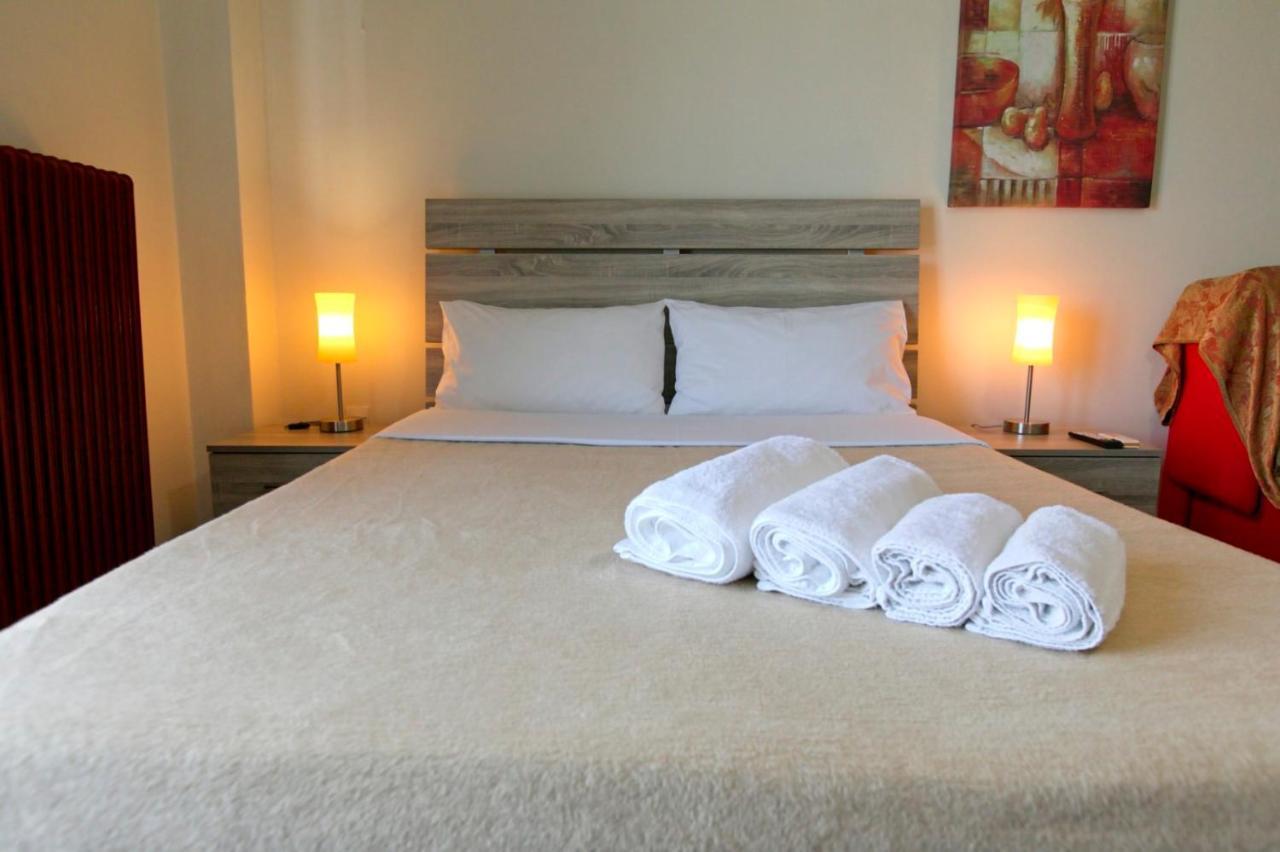 Mytilíni Selana Apartments מראה חיצוני תמונה